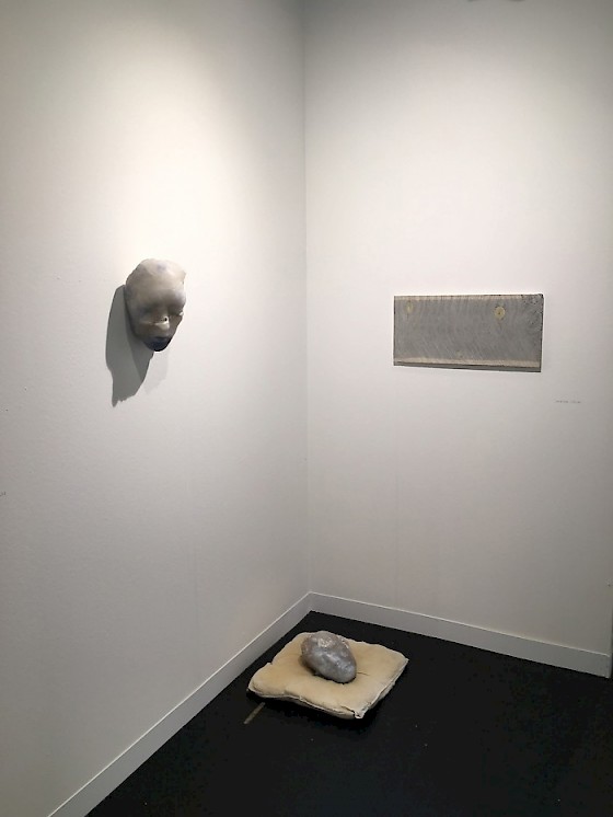 Galerie Martin Kudlek is presenting works by Katrin Bremermann, Jonathan Callan, Ioana Iacob, Sofie Muller, Veres Szabolcs and Christos Venetis.