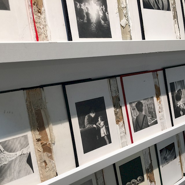 Liber Mundi / Imago Mundi | Installation view, Galerie Martin Kudlek, Cologne