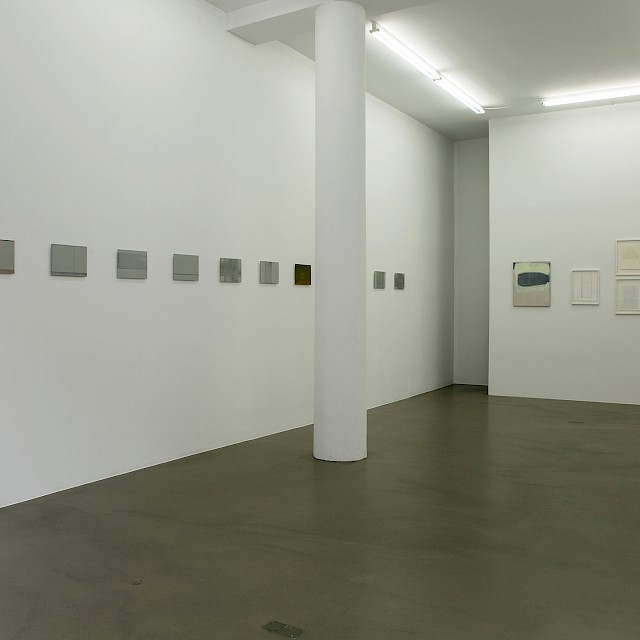 Walking the Line VIII | installation view, Galerie Martin Kudlek, Cologne, photo © Paulo dos Santos