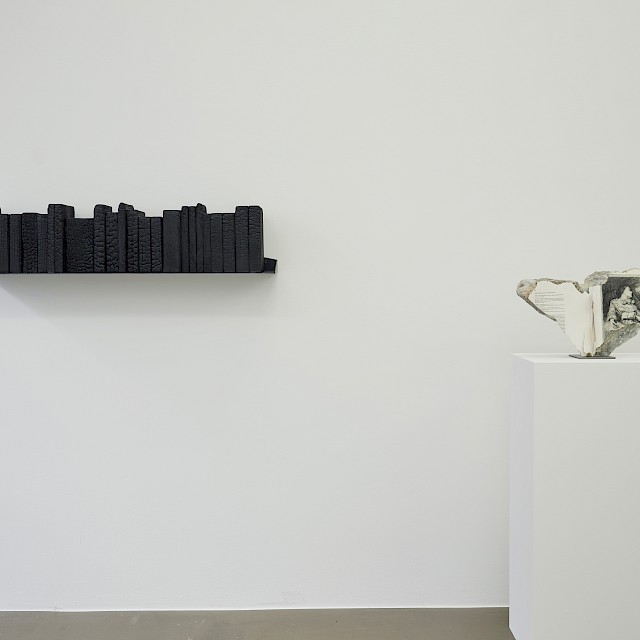 Installation view, galerie Martin Kudlek, Cologne